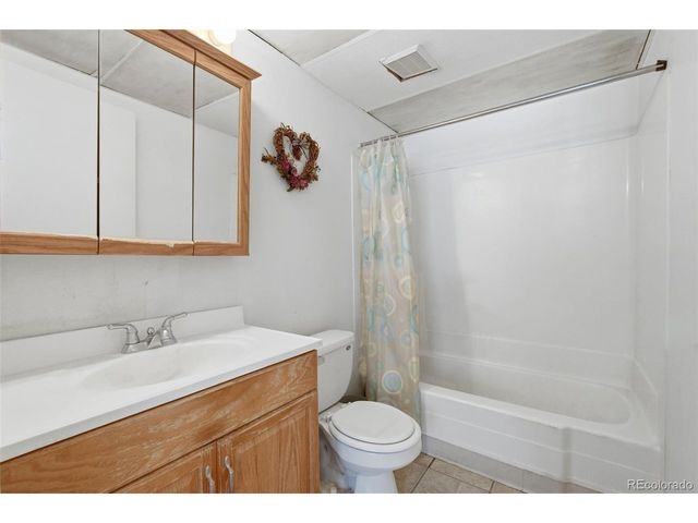 2130 S Vaughn Way 202E, Aurora, CO 80014