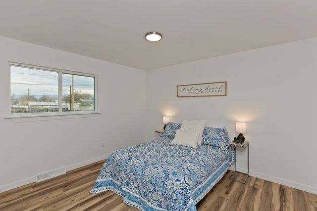 2613 Bookcliff Avenue, Grand Junction, CO 81501