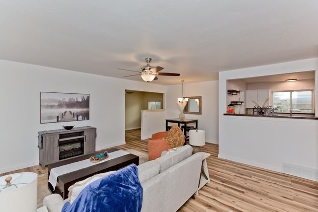 2613 Bookcliff Avenue, Grand Junction, CO 81501