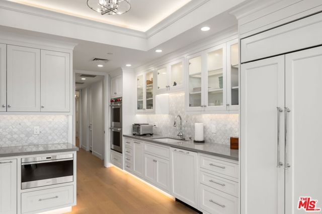 300 N Swall Drive 354, Beverly Hills, CA 90211