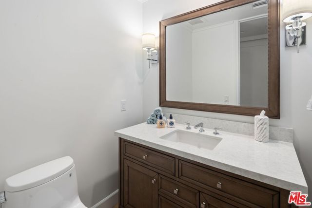 300 N Swall Drive 354, Beverly Hills, CA 90211