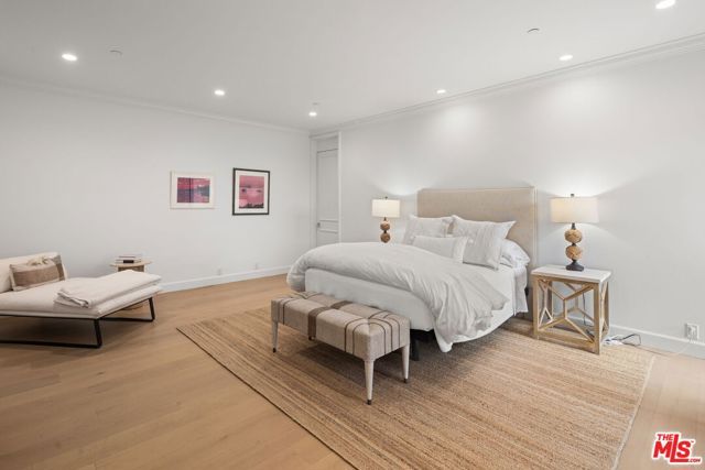 300 N Swall Drive 354, Beverly Hills, CA 90211