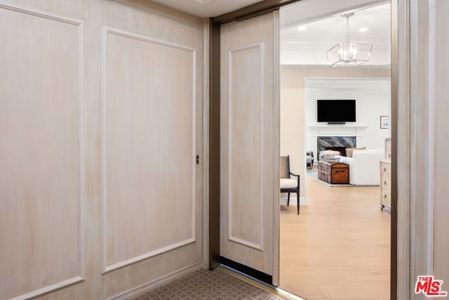 300 N Swall Drive 354, Beverly Hills, CA 90211