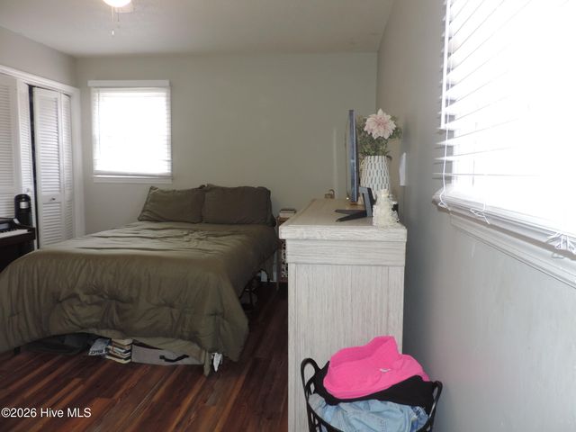 1318 Hunters Road, New Bern, NC 28562