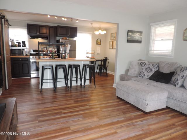 1318 Hunters Road, New Bern, NC 28562