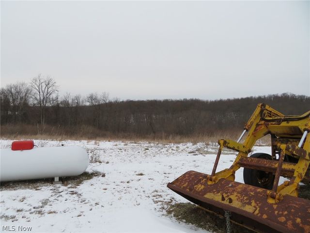 4135 Avon Road NE, Carrollton, OH 44615