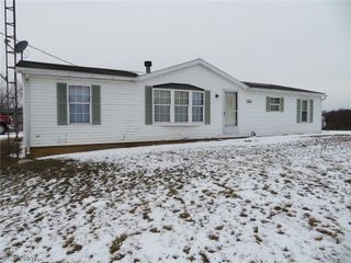 4135 Avon Road NE, Carrollton, OH 44615