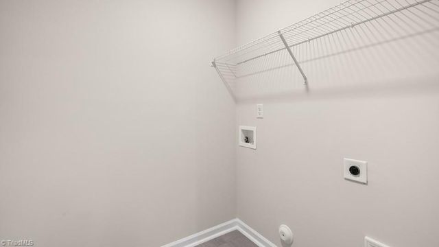 496 Lisa Lane, Winston-salem, NC 27107