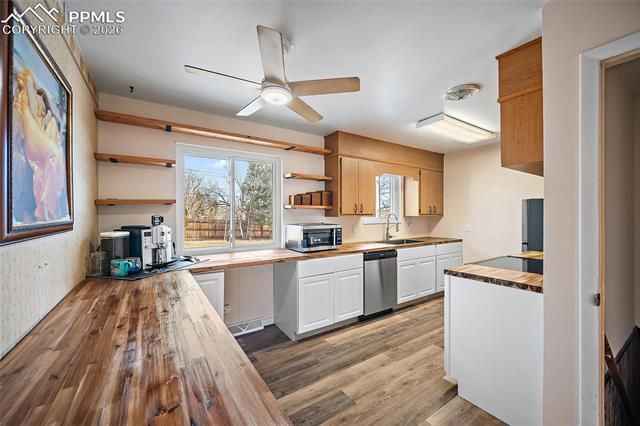 638 Dove Place, Colorado Springs, CO 80906