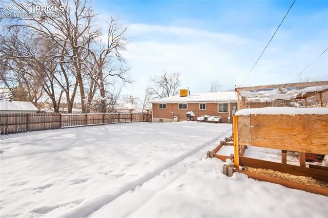 638 Dove Place, Colorado Springs, CO 80906