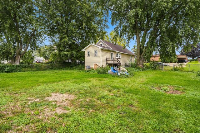 806 22nd Avenue SW, Cedar Rapids, IA 52404