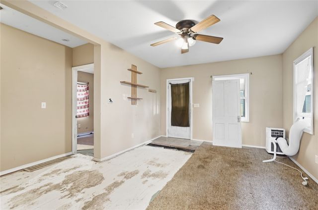 806 22nd Avenue SW, Cedar Rapids, IA 52404
