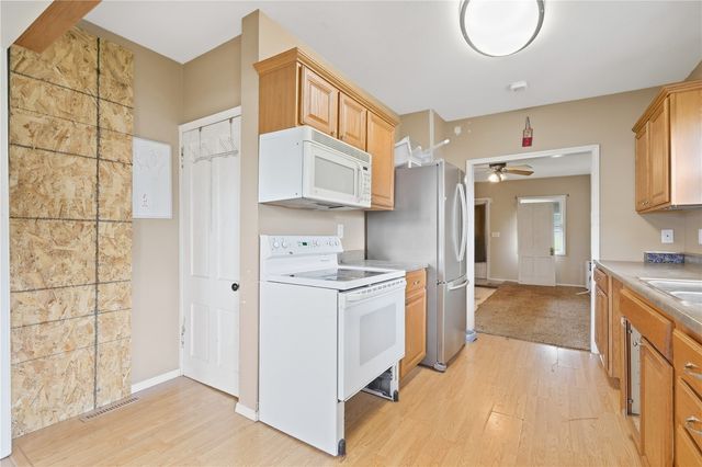 806 22nd Avenue SW, Cedar Rapids, IA 52404