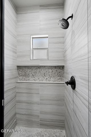 712 Cedarwood Avenue, El Paso, TX 79928