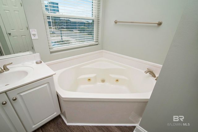 1833 W Beach Boulevard, Gulf Shores, AL 36542