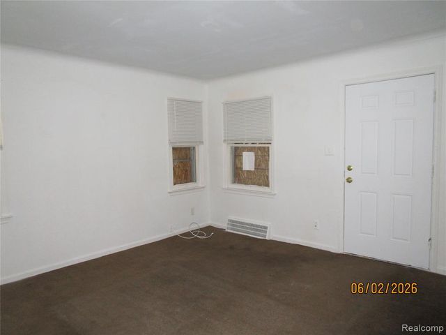 19393 Rowe Street, Detroit, MI 48205