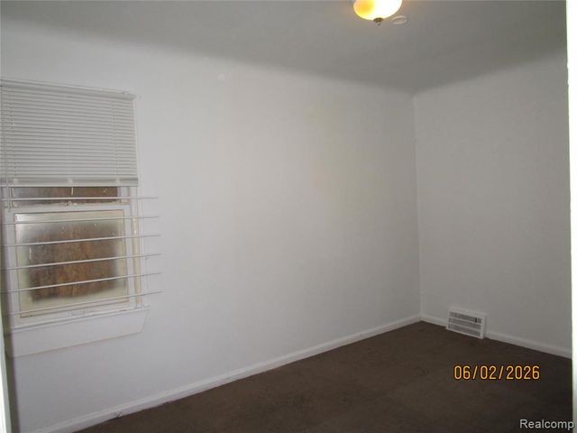 19393 Rowe Street, Detroit, MI 48205
