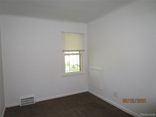 19393 Rowe Street, Detroit, MI 48205