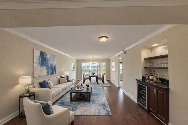 2837 N Course Drive 202, Pompano Beach, FL 33069