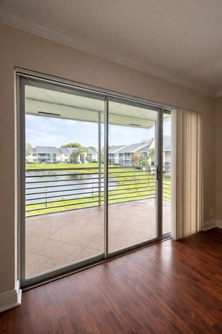 2837 N Course Drive 202, Pompano Beach, FL 33069