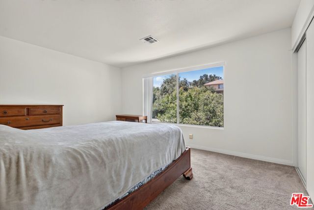 2680 La Paloma Circle, Thousand Oaks, CA 91360