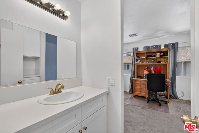 2680 La Paloma Circle, Thousand Oaks, CA 91360