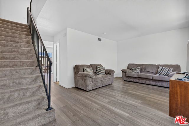 2680 La Paloma Circle, Thousand Oaks, CA 91360