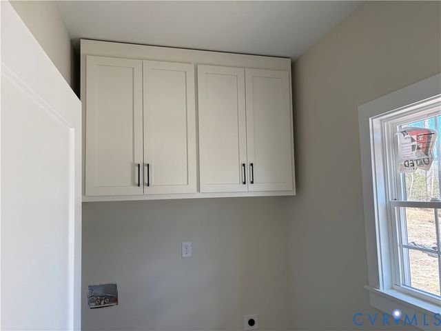 15085 Lebanon Rd, Disputanta, VA 23842