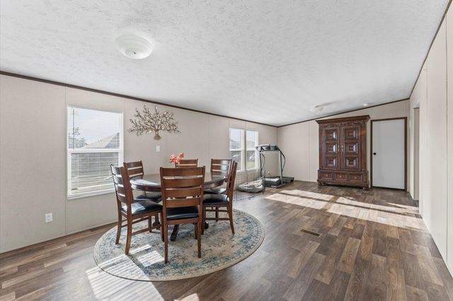 543 Ashlawn Drive, Conroe, TX 77303