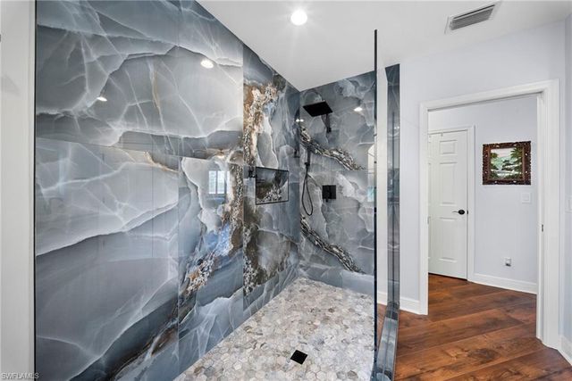 5501 Cheshire DR 101, Fort Myers, FL 33912