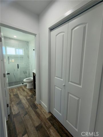 521 W 78th, Los Angeles, CA 90044