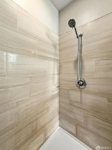 1017 Ocean View Avenue, Daly City, CA 94014