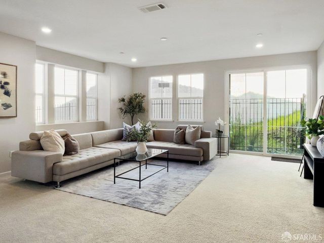 1017 Ocean View Avenue, Daly City, CA 94014