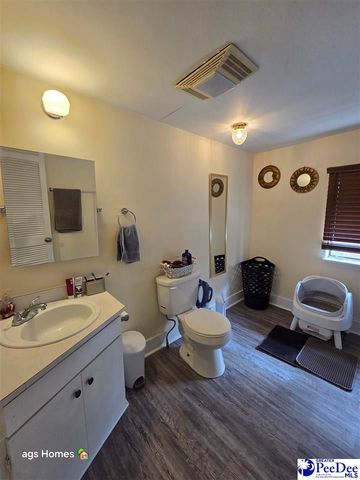 3 Robey, Cheraw, SC 29520