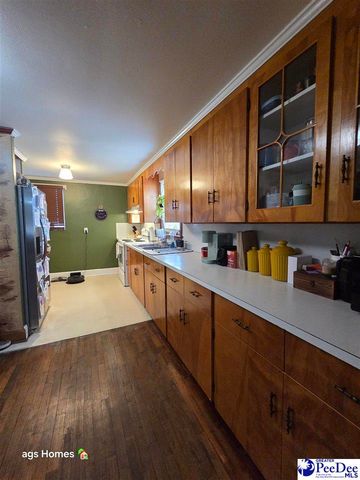 3 Robey, Cheraw, SC 29520