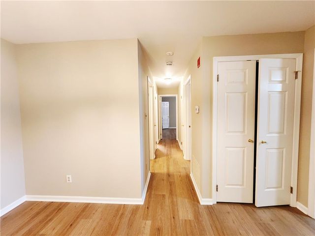885 Cold Spring Road 5, Lower Macungie Twp, PA 18103