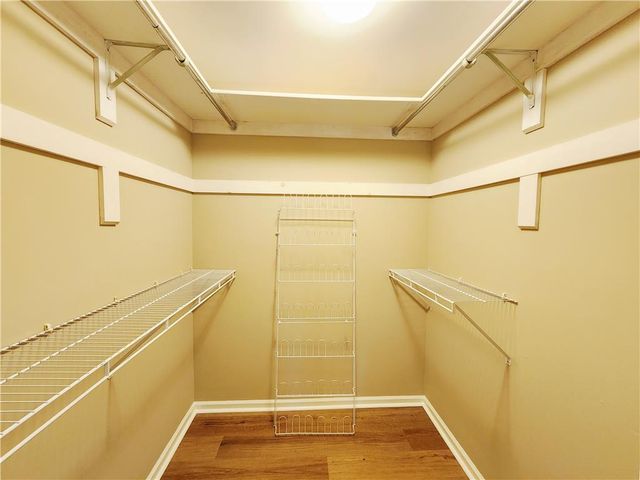 885 Cold Spring Road 5, Lower Macungie Twp, PA 18103