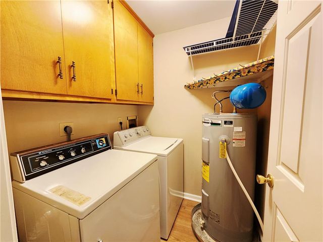 885 Cold Spring Road 5, Lower Macungie Twp, PA 18103