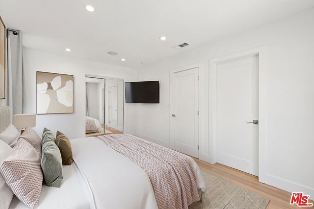 5528 Marburn Avenue, Los Angeles, CA 90043