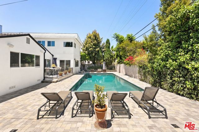 5528 Marburn Avenue, Los Angeles, CA 90043