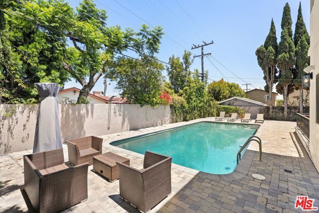 5528 Marburn Avenue, Los Angeles, CA 90043