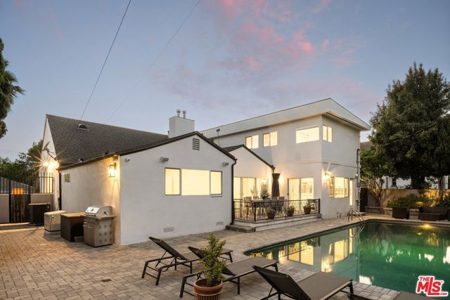 5528 Marburn Avenue, Los Angeles, CA 90043