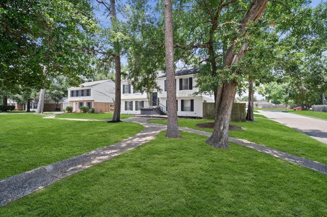 2715 Wood River Drive, Spring, TX 77373