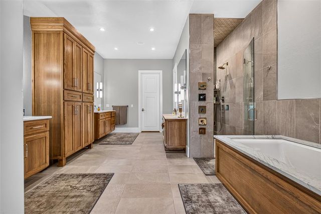 15604 Via Sierra, Edmond, OK 73013