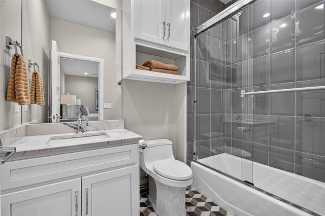 15604 Via Sierra, Edmond, OK 73013