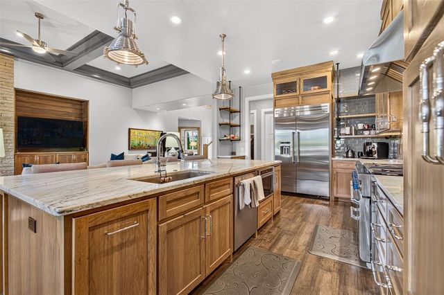 15604 Via Sierra, Edmond, OK 73013