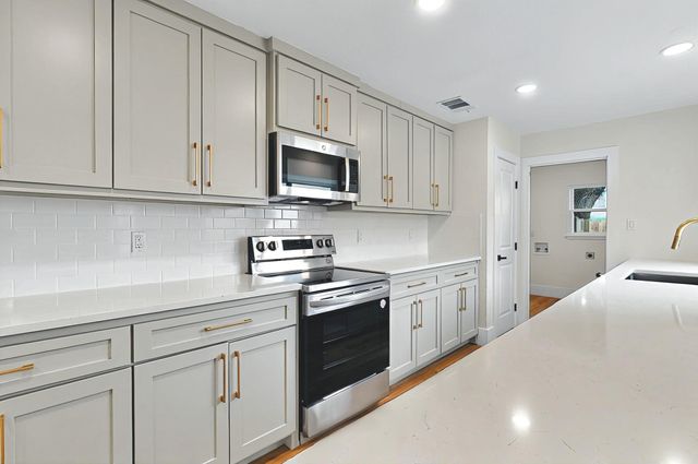 4309 Queen Circle, The Colony, TX 75056