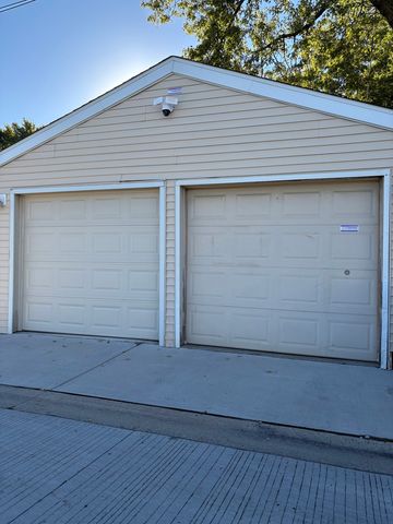 4055 Prairie Avenue 1, Schiller Park, IL 60176