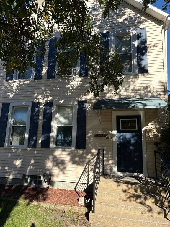 4055 Prairie Avenue 1, Schiller Park, IL 60176