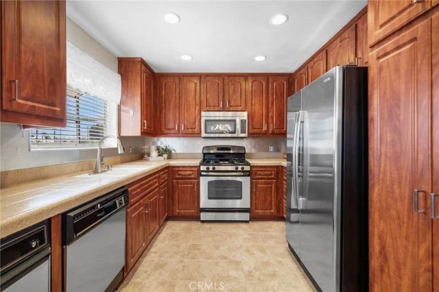 17040 Downey A, Bellflower, CA 90706